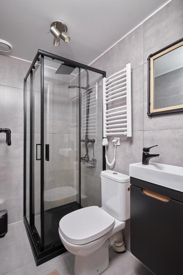 Sarnia Laka Domek 1 Z Prywatnym Jacuzzi Stronie Slaskie Bagian luar foto