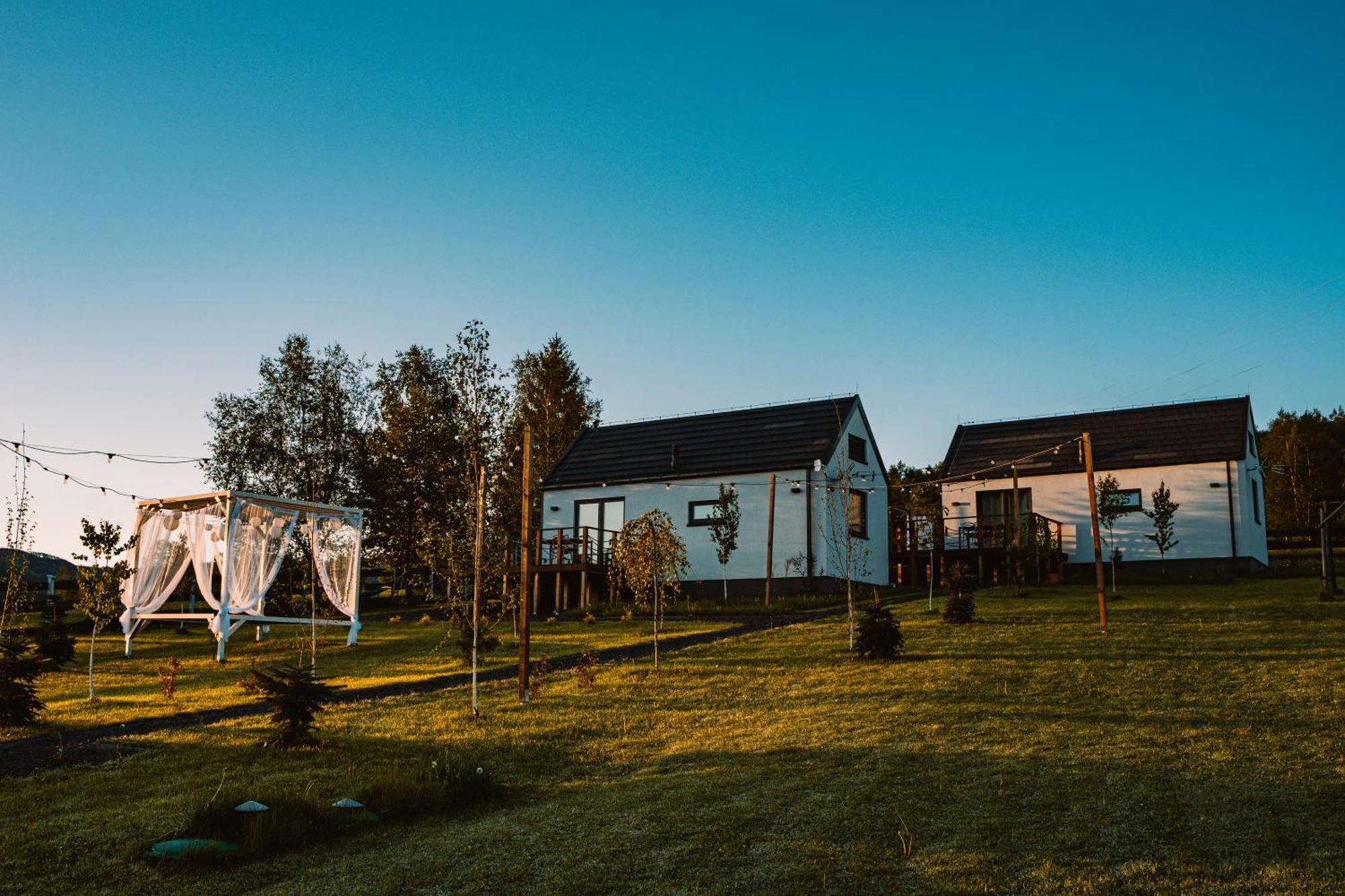 Sarnia Laka Domek 1 Z Prywatnym Jacuzzi Stronie Slaskie Bagian luar foto