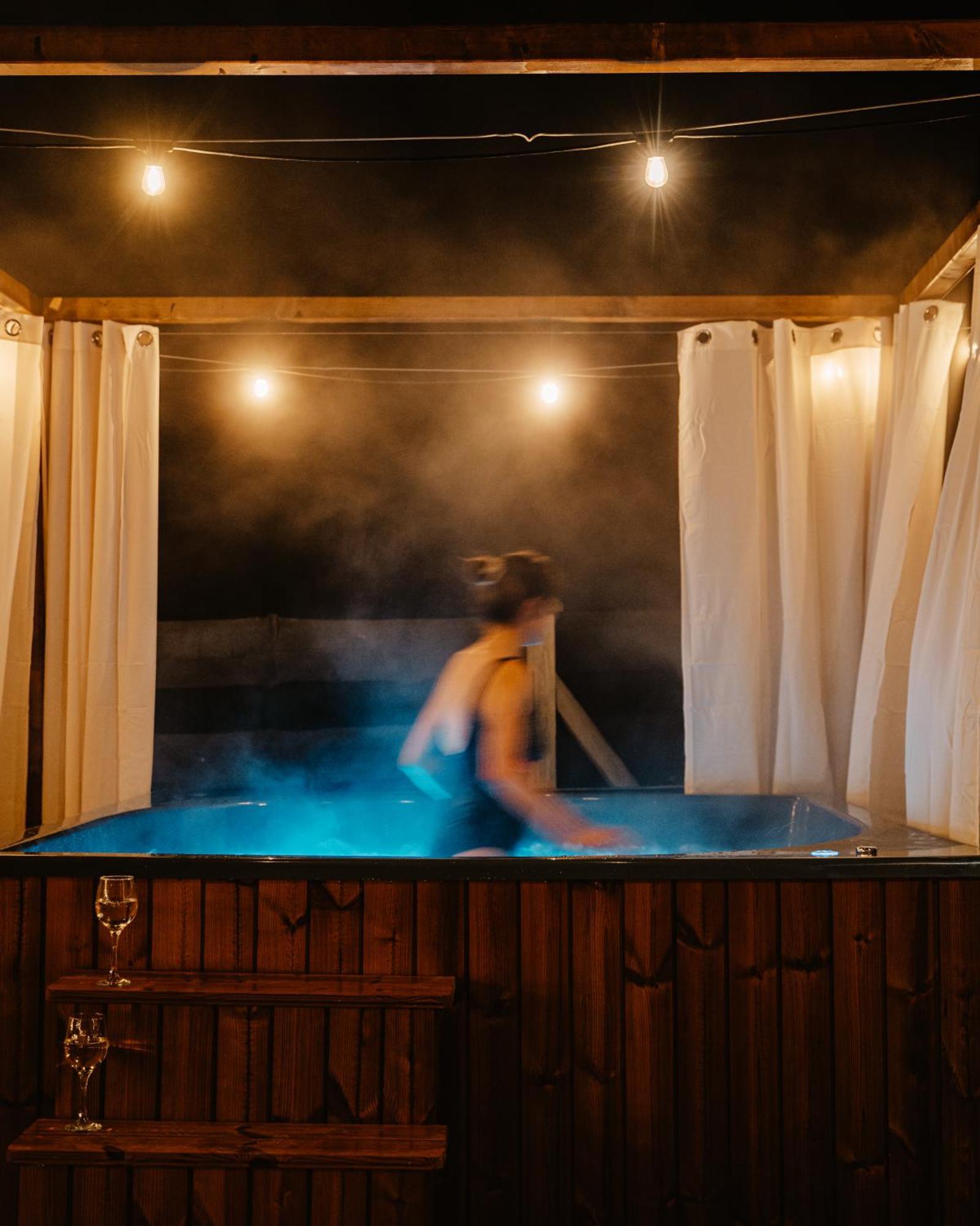 Sarnia Laka Domek 1 Z Prywatnym Jacuzzi Stronie Slaskie Bagian luar foto